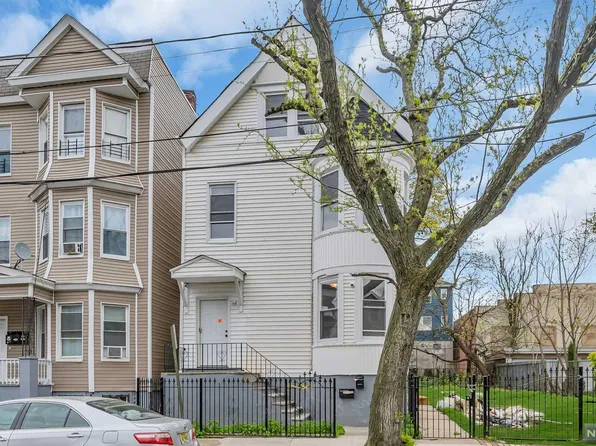 386-388 21st Street, Irvington, NJ 07111