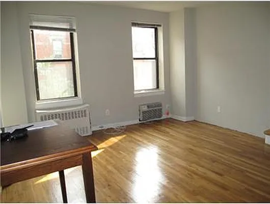 Rented by Douglas Elliman | media 27