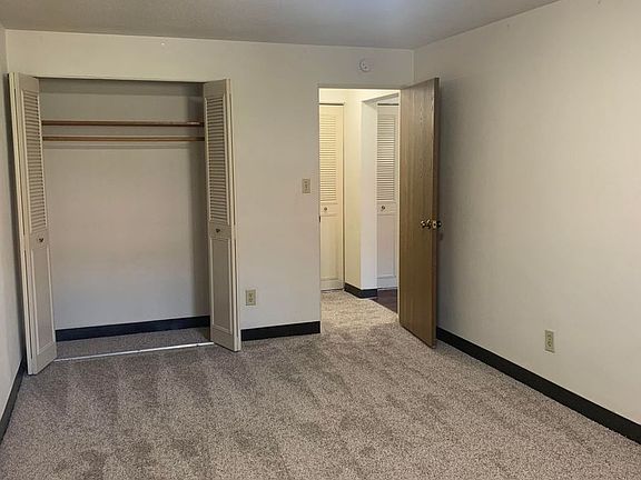 3rd image of 512-514 30th Ave N #514-02
