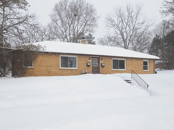 456-458 Fairview Ave-102