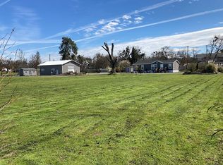 5263 Gebhard Rd, Central Point, OR 97502