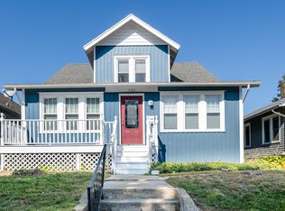 523 Howard Ave, Saint Joseph, MI 49085