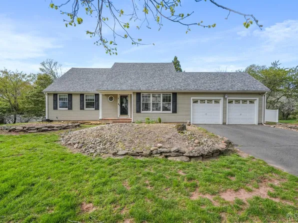 3 Revere Rd, Piscataway, NJ 08854
