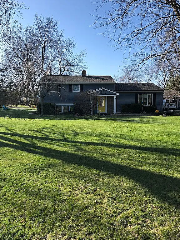 6490 Lodi Ln photo 1