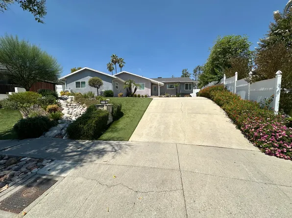 5741 Larryan Dr, Woodland Hills, CA 91367