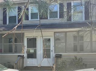 6 Rogers Pl, Manchester, CT 06040