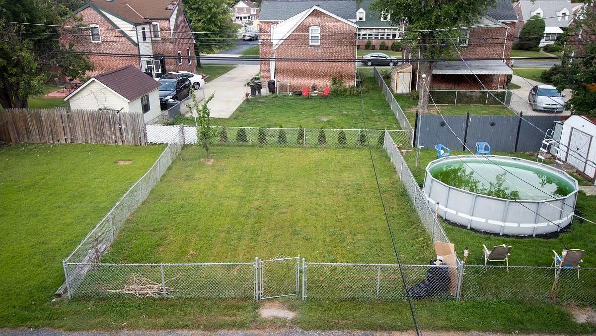 670 Clymer Lane — Photo 3
