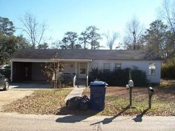 624 Lucerne Ave, Bogalusa, LA 70427