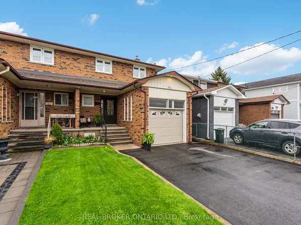 56A Treeview Dr, Toronto, ON M8W 4C2