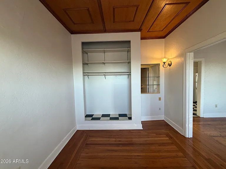 902 E Palm Ln #8 — Photo 10