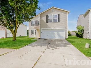 6714 Waverhill Dr, Indianapolis, IN 46217