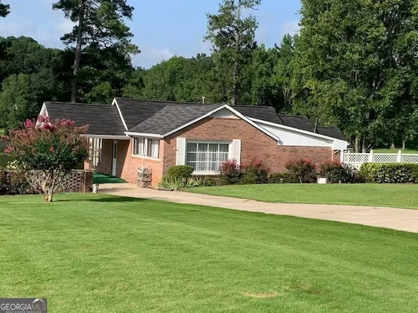 124 Thomas St, Griffin, GA 30224