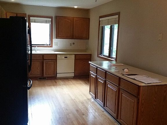 5th image of 2710 Abraham Dr