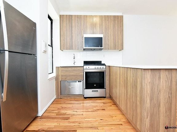 2nd image of 160 W 141st St #5AA