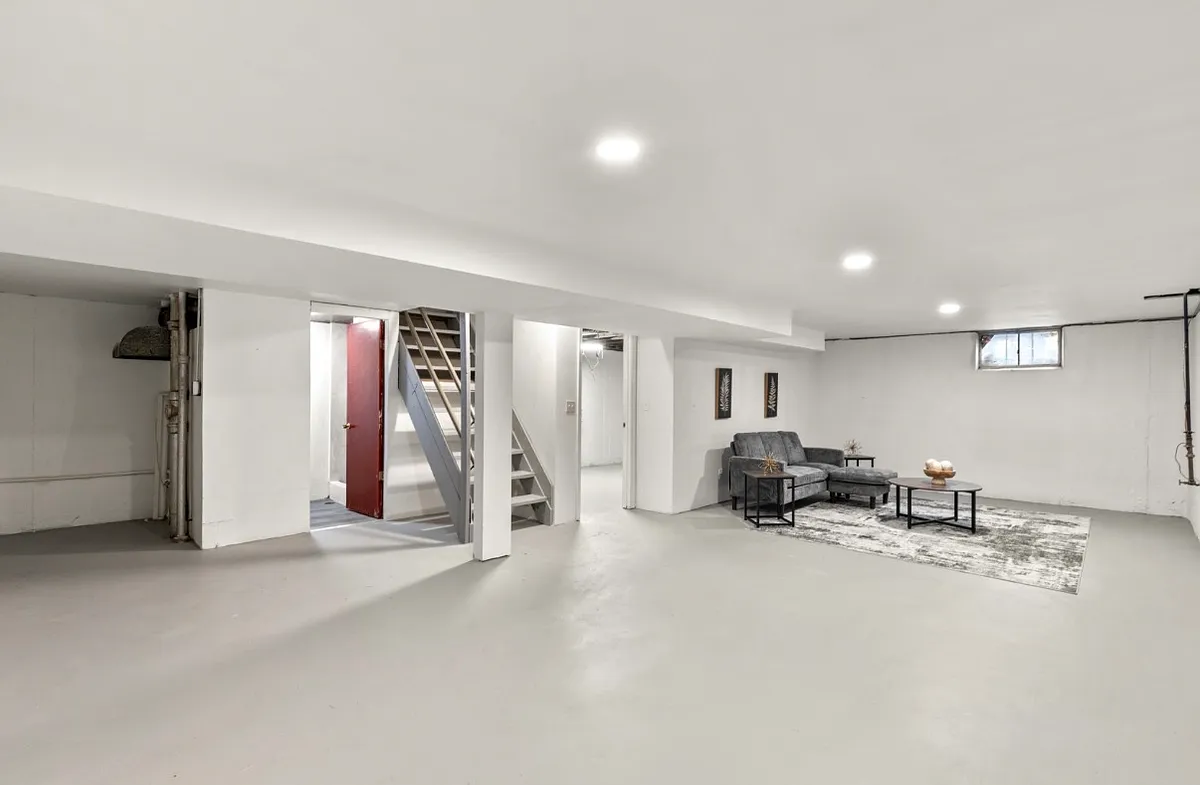 Building Photo - 801 Elsworth Pl