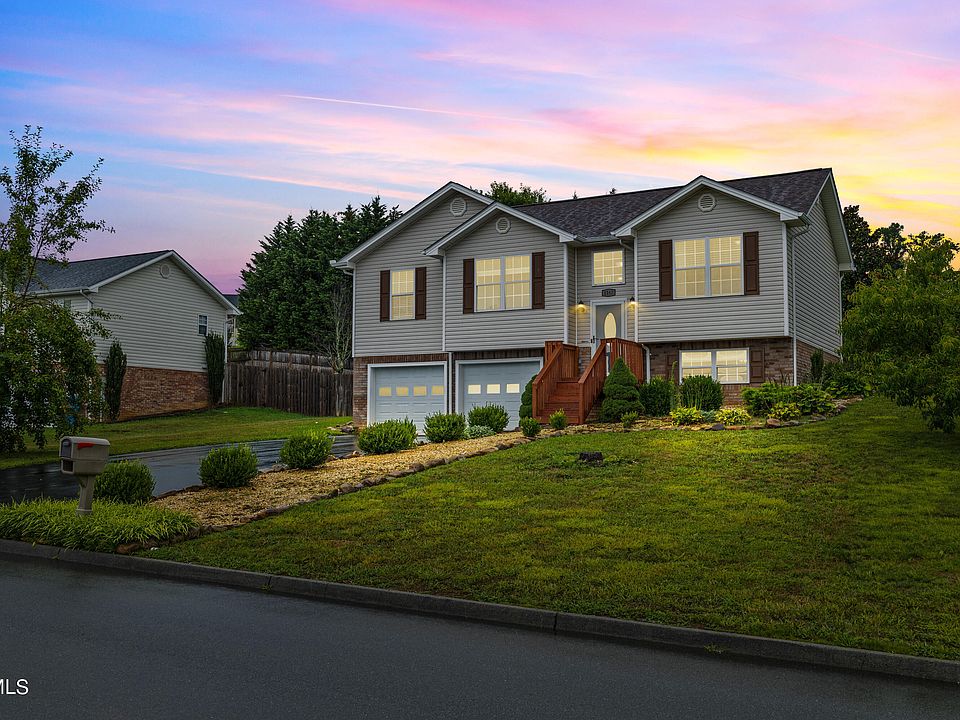 1st image of 1167 Meadow Creek Ln