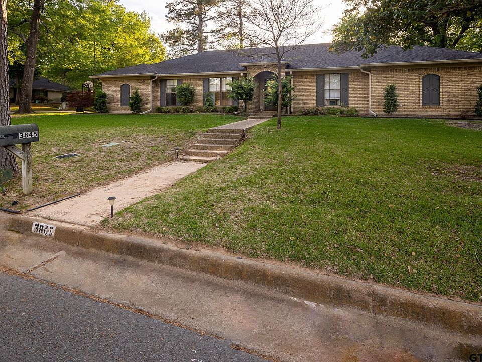 1st image of 3845 Lexington Dr