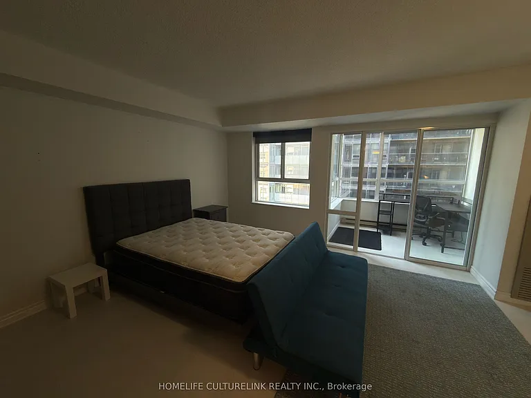 711 Bay St #1712 — Photo 5
