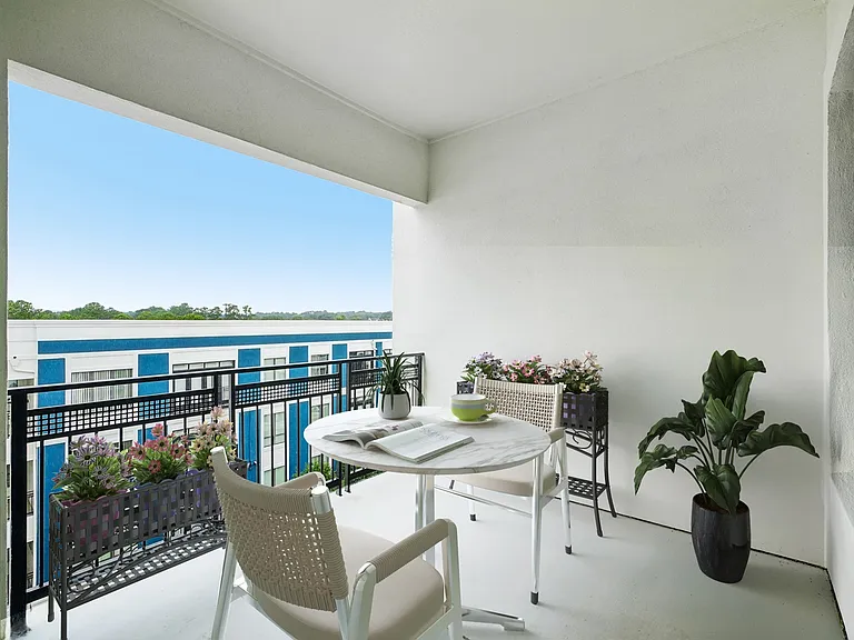 Lofts at Lakeview — Photo 12
