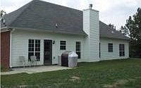2nd image of 892 Hughes Rd