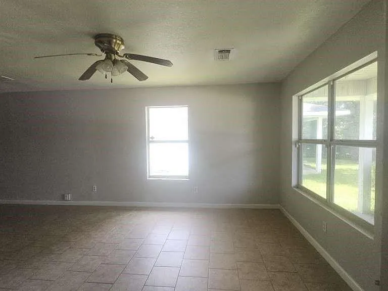 11919 Greenmesa Dr — Photo 3