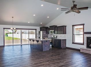 6736 W Buffalo Grass Ln, Rathdrum, ID 83858