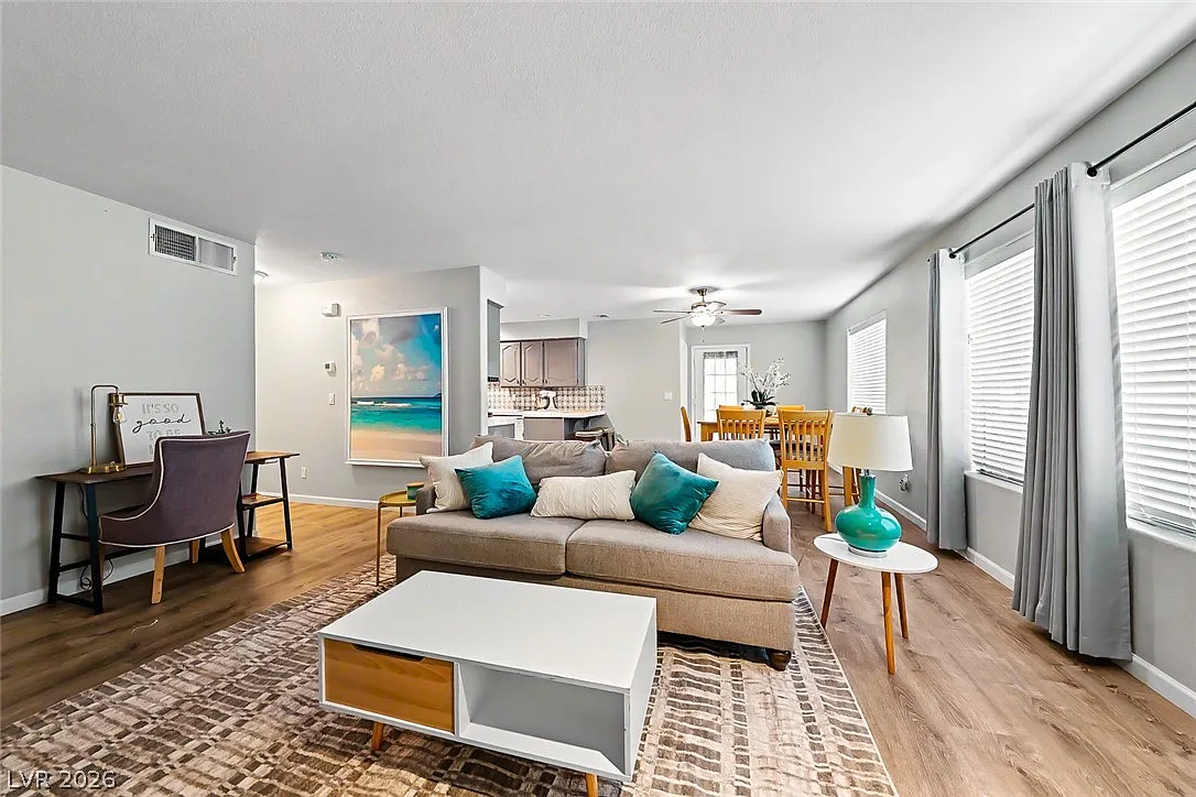 2 bed, 2.0 bath, 1148 sqft, $1,800 — Photo 3