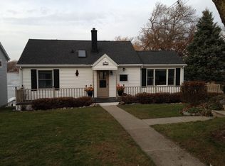 W1398 S Shore Dr, Palmyra, WI 53156