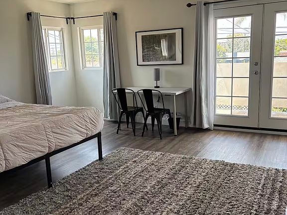 5th image of 7939 Denrock Ave