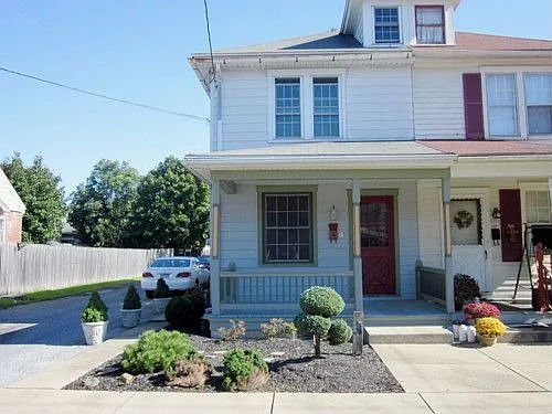 15 S Fulton St photo 1