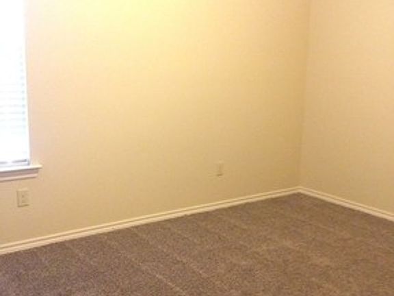 4th image of 1215 Preston Trl #A