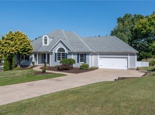 2970 Mill Ridge Cir NW, Canton, OH 44708