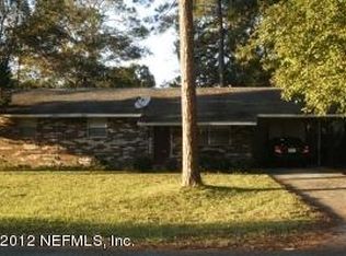551 E Jonathan St, Macclenny, FL 32063