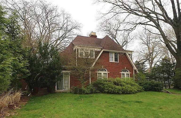 1st image of 3304 Pelham Rd