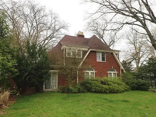 3304 Pelham Rd, Toledo, OH 43606