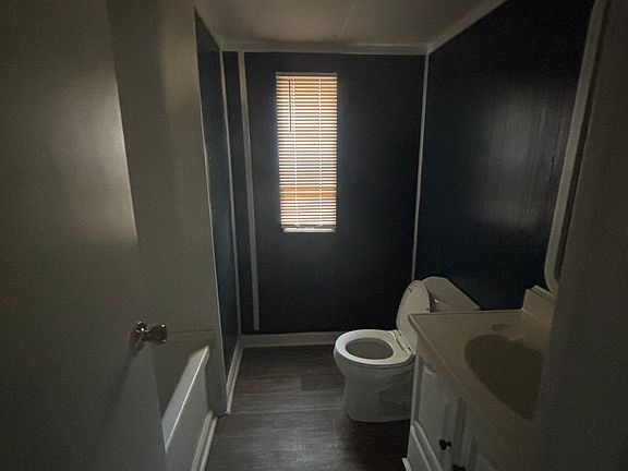 5th image of 201 Corbett St #5
