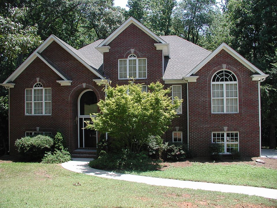 Grand front entrance 