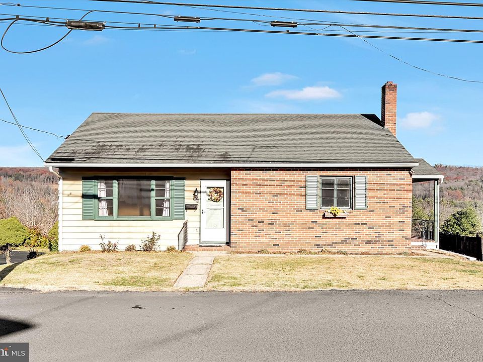 1st image of 229 Grove St