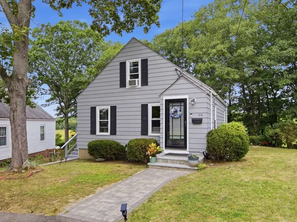 114 Clinton Rd, Weymouth, MA 02189
