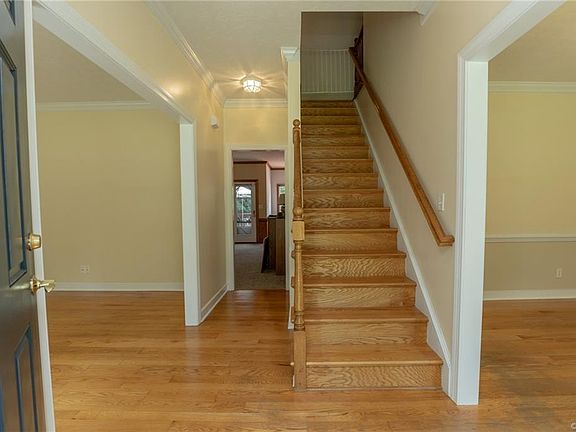 5th image of 7485 Hidden Lake Cir