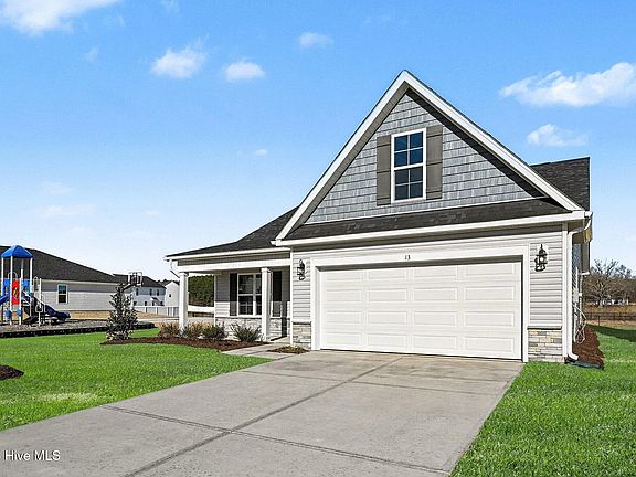 3rd image of 13 E Emily Gardens Drive