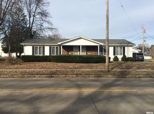 1006 W Boulevard St, Marion, IL 62959