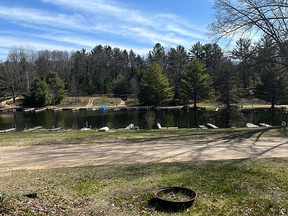2nd image of 4081 Oak Shores Dr