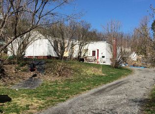 91 1/2 Central Ave, Cohoes, NY 12047
