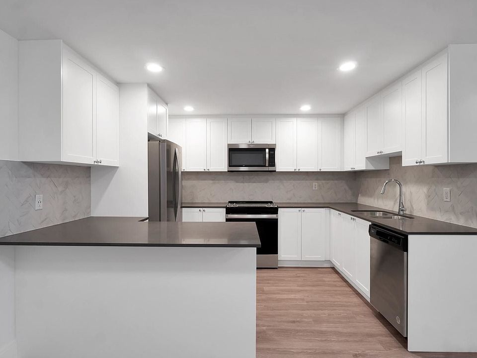 1st image of 1360 S Hornby St #103