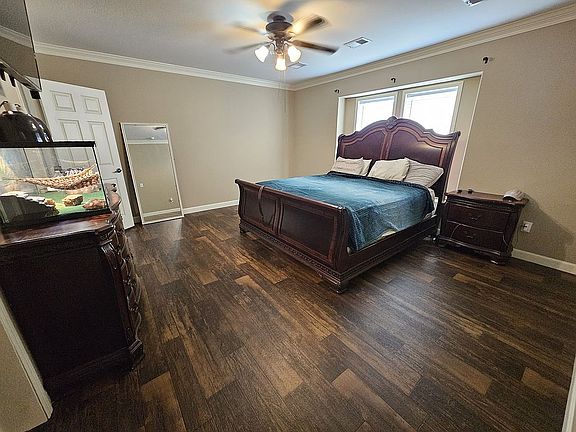 3rd image of 3689 Meadowlark Dr