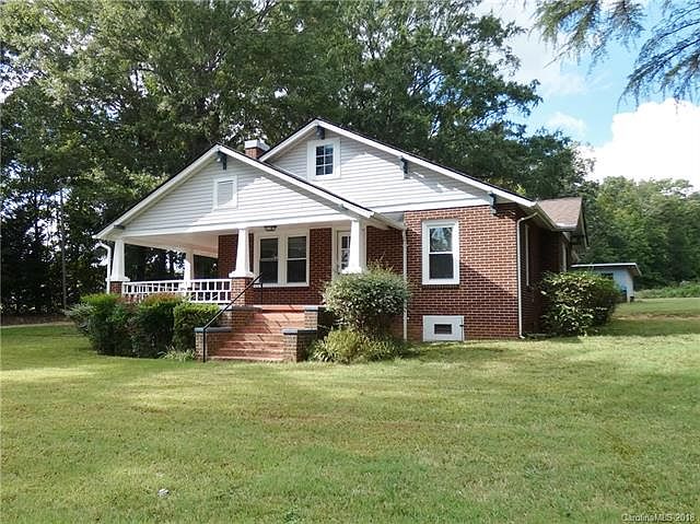 1st image of 2134 Newton Dr