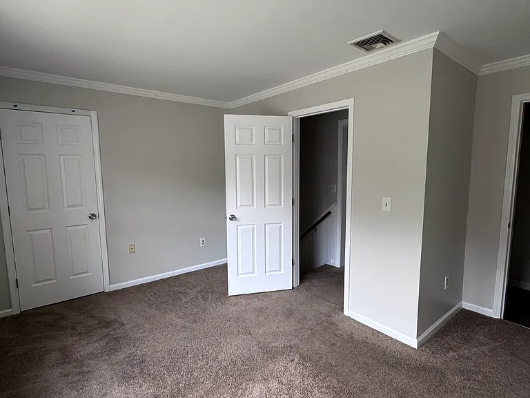 22 Chamberlain St — Photo 13