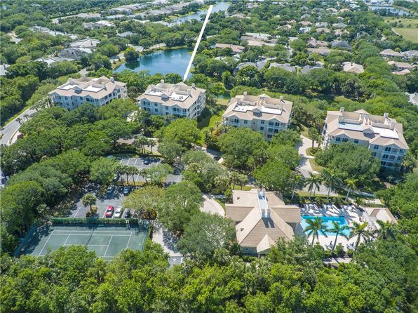 601 N Swim Club Dr