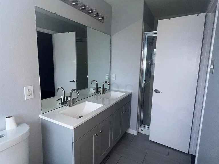 15327 Summerlyn Point Ln — Photo 26